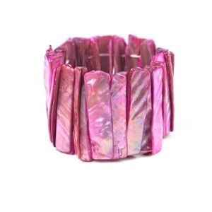 🐚 Beach Blast Pink Iridescent Shell-Like Bracelet
